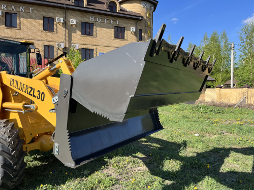 фронтальный погрузчик builder zl30