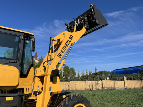 фронтальный погрузчик builder zl30